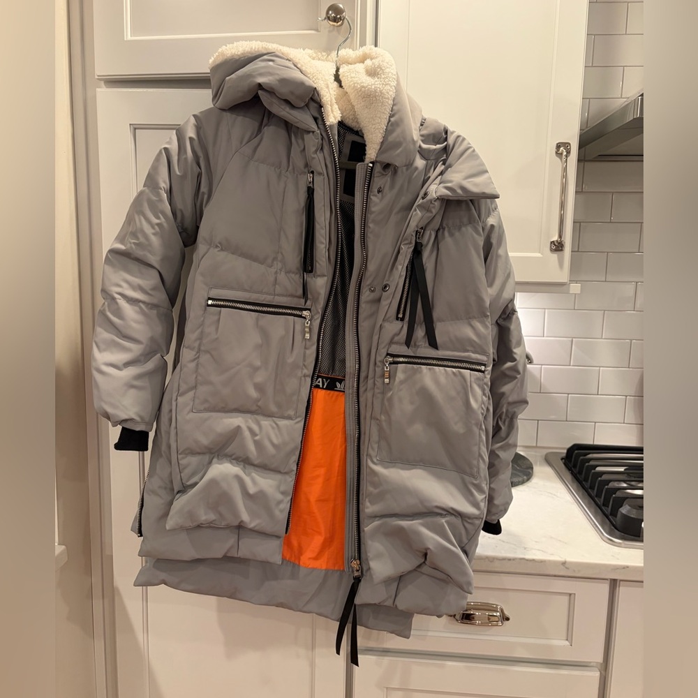 Orolay Gray Puffer Jacket with Orange Lining